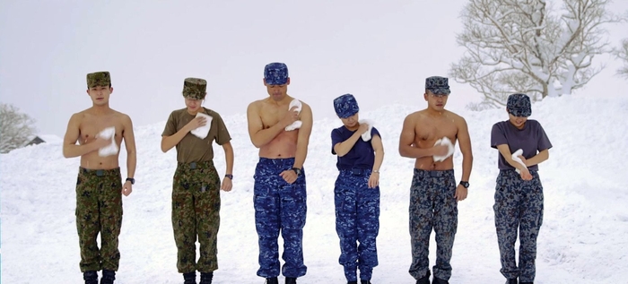 自衛隊LH防寒 乾布摩擦全員