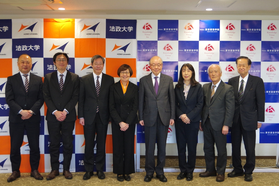 締結式の様子(集合写真)