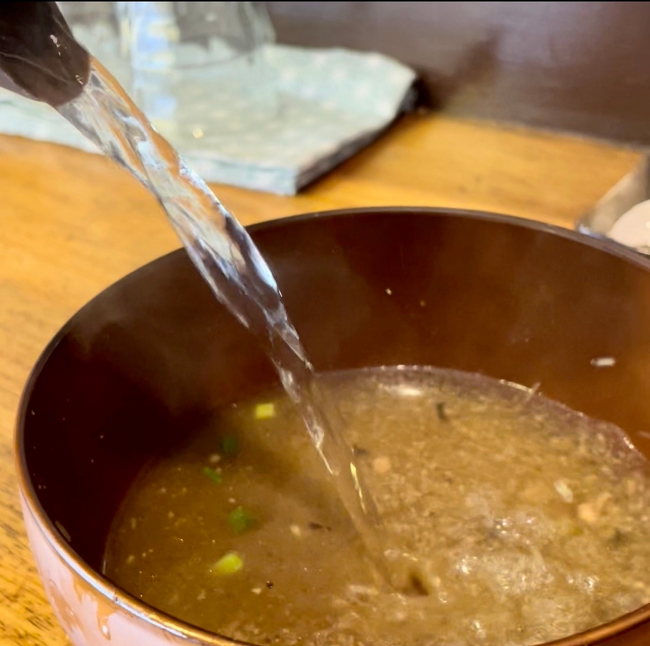 無料の昆布出汁で〆