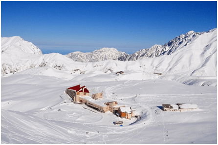 一面の銀世界に包まれた室堂平