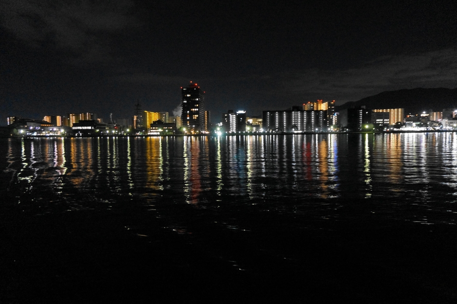 デッキから見える美しい夜景