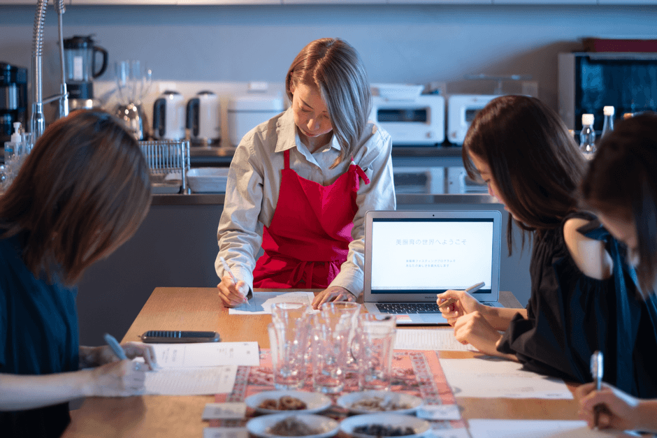 美腸薬膳茶会の様子