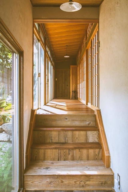 床材に「もろ板」を使用