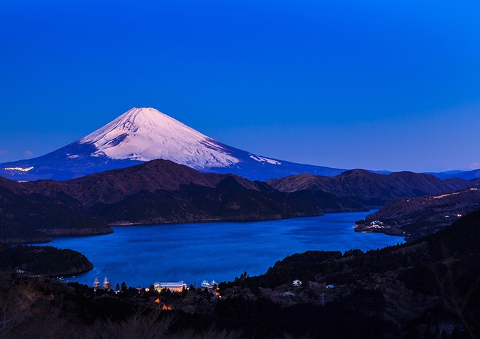 芦ノ湖と富士山