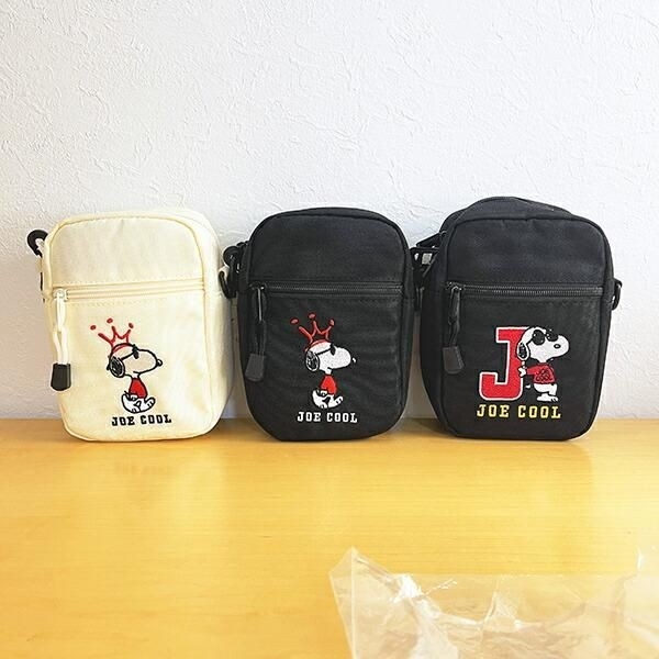 ジョー・クールのショルダーバッグ