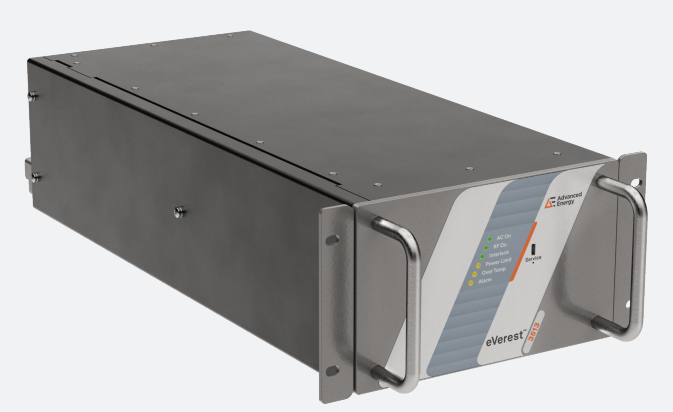 図. 半導体用RFジェネレータの製品画像