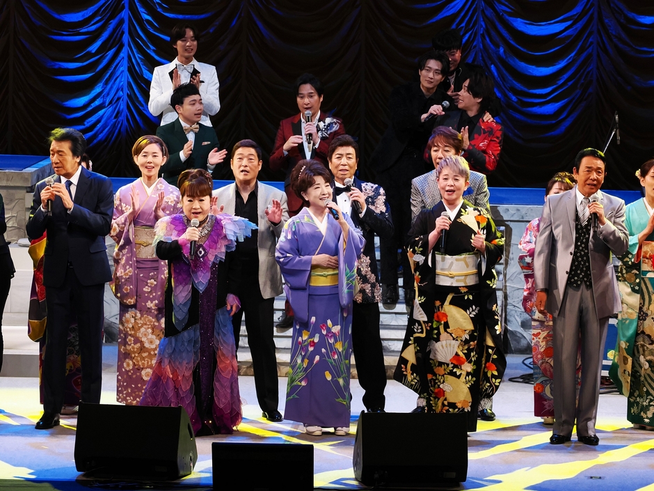 撮影：ヒダキトモコ