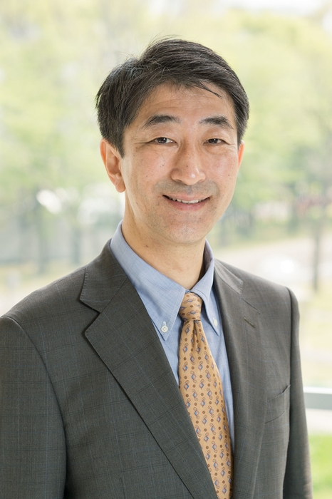 慶應義塾大学環境情報学部教授　渡辺賢治先生(漢方専門医、医学博士)