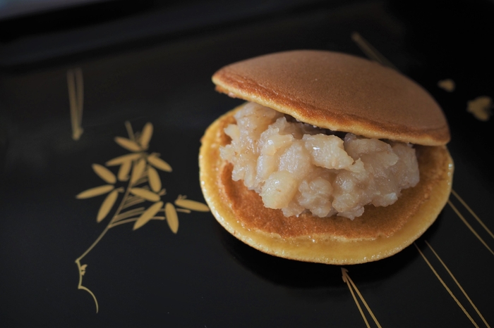 北海道産白小豆を100%使用したどら焼き