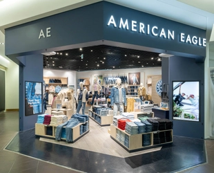 American Eagleが東急プラザ表参道原宿にオープン! 10月5日まで当店にてオープン記念セールを実施し、 全商品20％オフでご案内