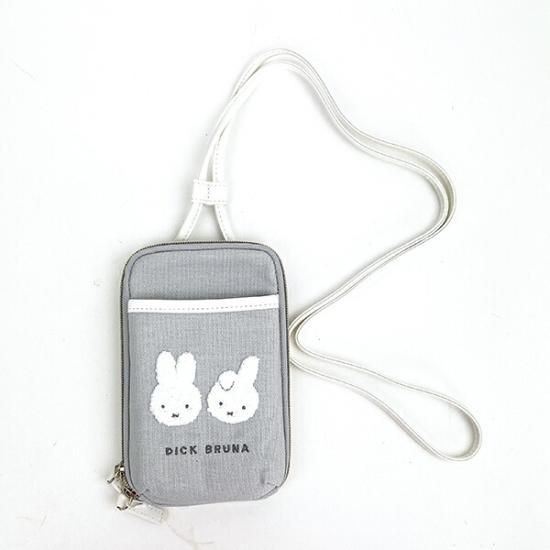 ミッフィーのふわもこショルダーポーチ