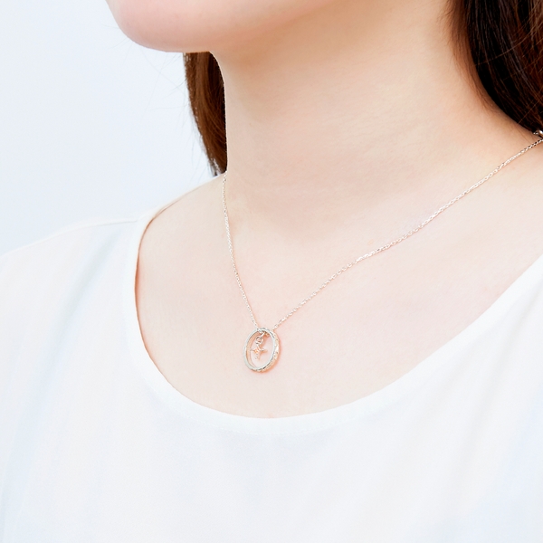 不動 明謙　ネックレス　着用画像