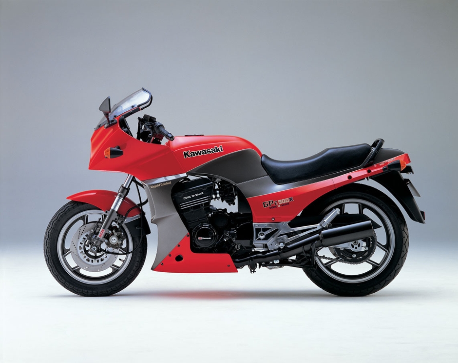カワサキ GPZ900R(北米モデル名：Ninja)(1984年)【画像提供：カワサキモータース株式会社】