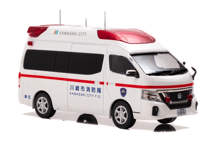 CARNEL 1/43 日産 パラメディック 2018 神奈川県川崎市消防局高規格救急車:右前