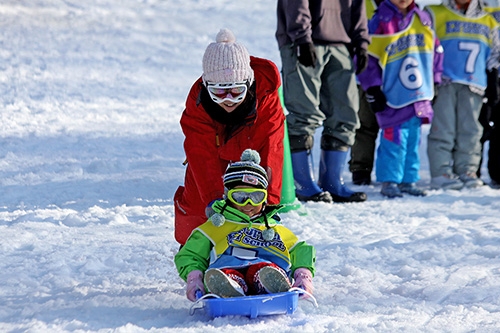 雪上の運動会ならではのハプニングも！