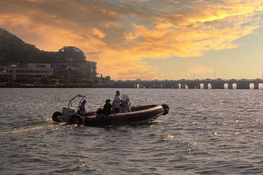 サンセットクルーズ