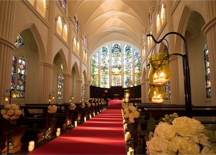 関東最大級のステンドグラス煌めく大聖堂