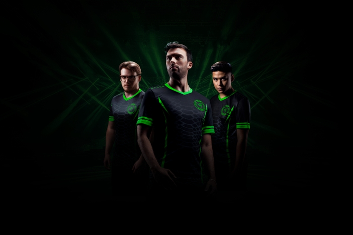TEAM RAZER JERSEY キービジュアル