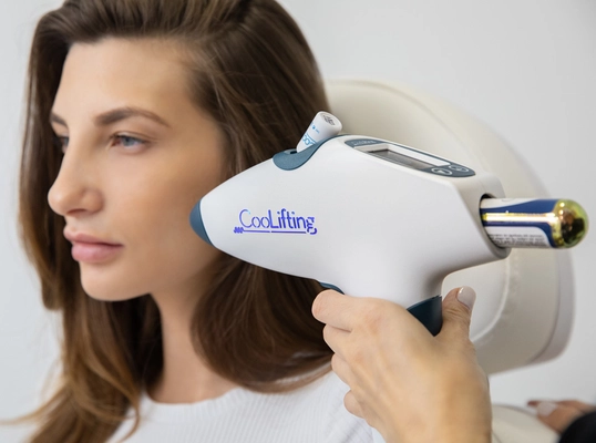 スペイン発！ 国際特許取得済の冷却CO2レッドカーペットフェイシャル！ 「CooLifting」、アンバサダー体験会参加者を5名限定募集　 募集期間：2022年5月23日～6月30日