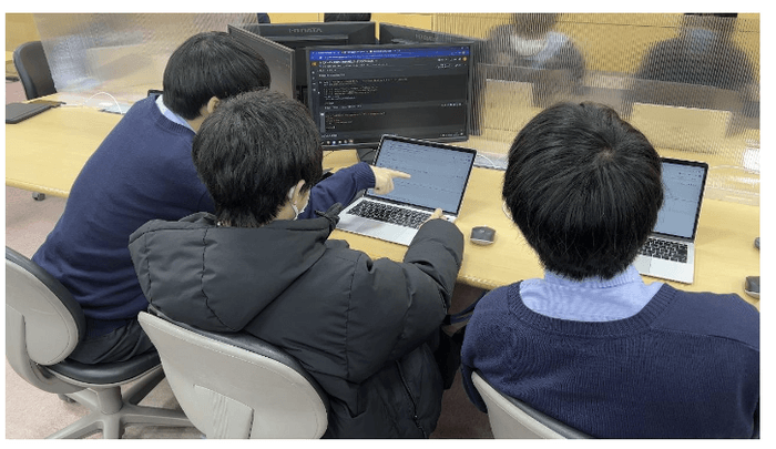 プログラミング授業の風景