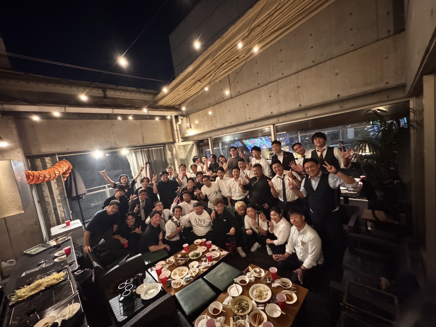 福岡・春吉の人気スポット「karaoke BBQ 縁（えん）」が１〜２月だけの冬限定 “牡蠣小屋 & BBQ オーダーメイドプラン” を全国で初めて提供！