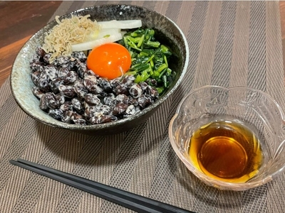 丹波黒豆納豆丼と特製だし（イメージ）