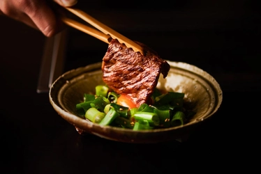 内湯と外湯を楽しめる唯一の京町家旅館「季楽 京都 銭屋町」で 夕食プランの提供がスタート