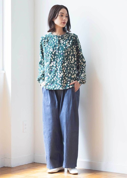 オーガニックコットンストレッチ水面柄ギャザースリーブトップ 税込9,790円