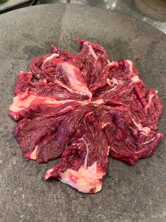 ツキノワ熊のフィレ肉 写真:無鹿リゾート提供