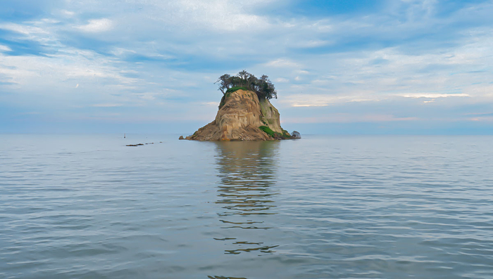 見附島