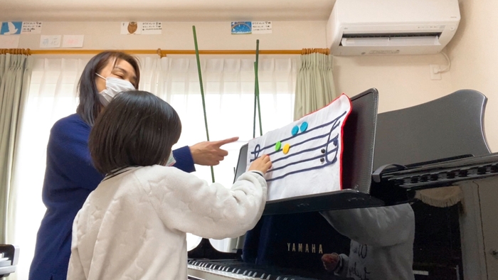 音符を読んだりカードを使ったりする時も便利