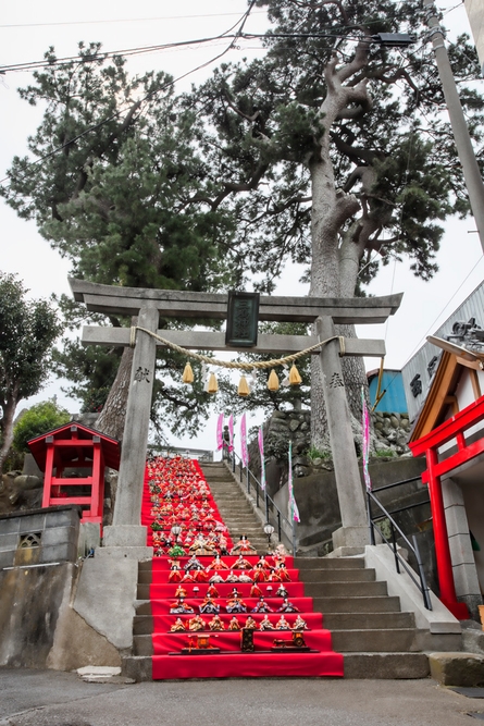 三嶋神社雛段飾り