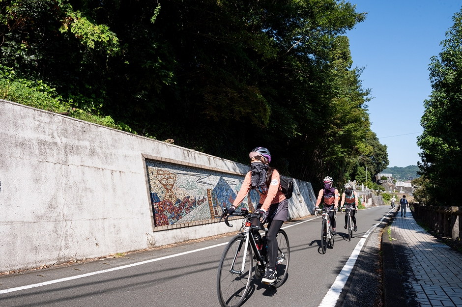 ［サイクリングコース］のどかな砥部焼の里を自転車で走る