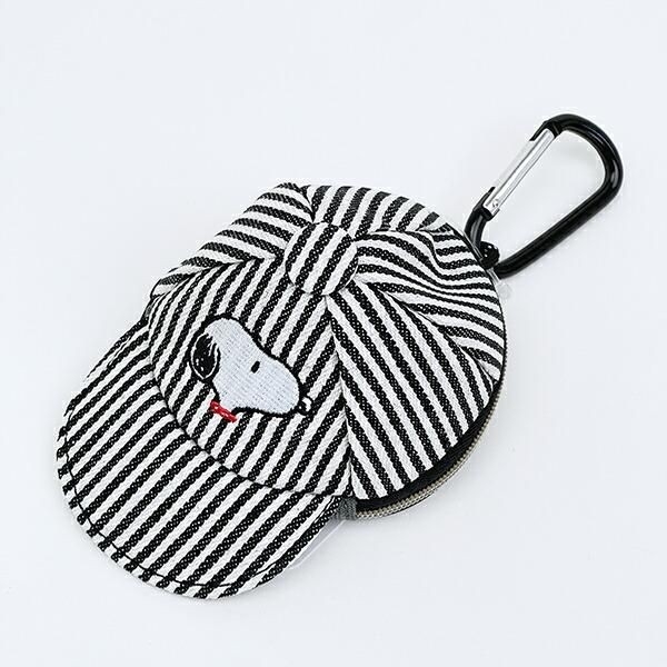 スヌーピーのキャップ型ポーチ