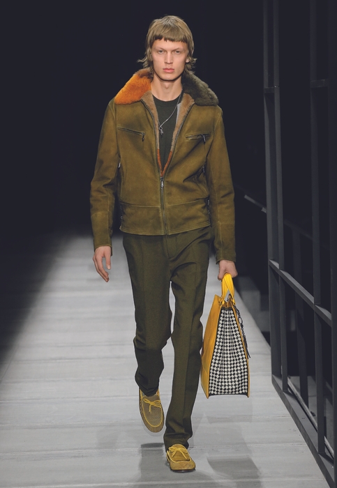 ボッテガ・ヴェネタ FW18コレクションLOOK18