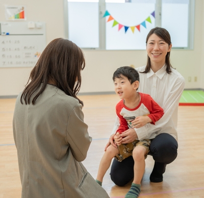 保護者様とのコミュニケーションの様子