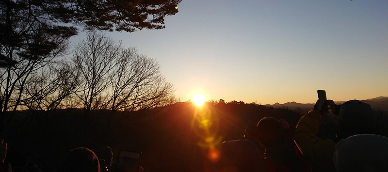 元旦の朝、標高約1,100mで迎える初日の出　 リフトで登る「平尾山 山頂からの初日の出」2026年　元旦限定