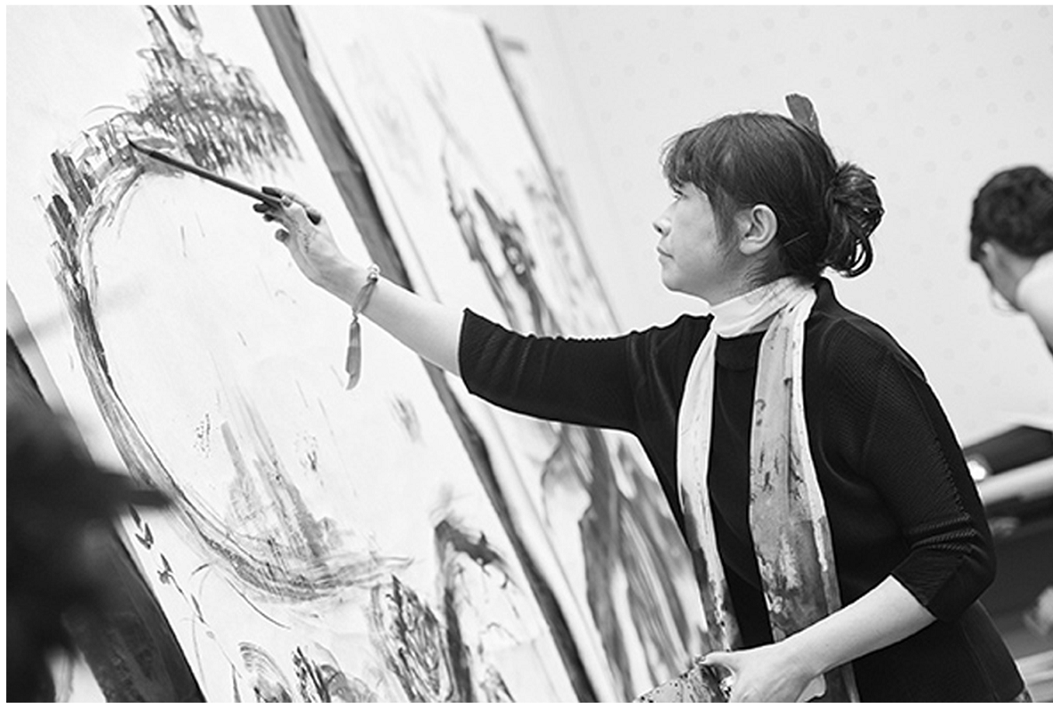 圧倒的なデザイン力 墨絵作家 横山円が9月6日 金 9月8日 日 に表参道にて個展を開催 Newscast