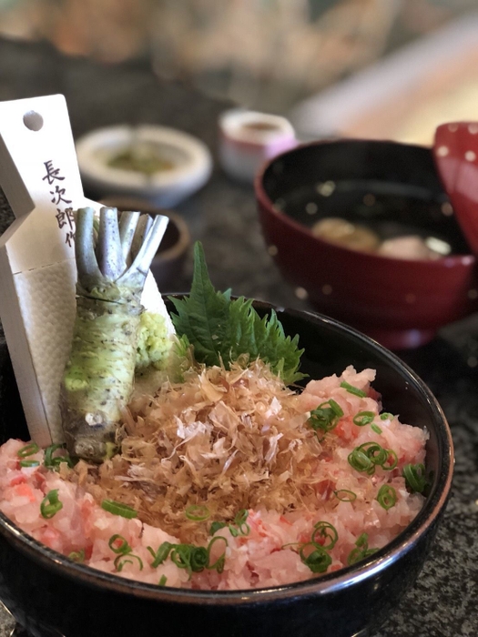 トロ金目鯛わさび丼 1