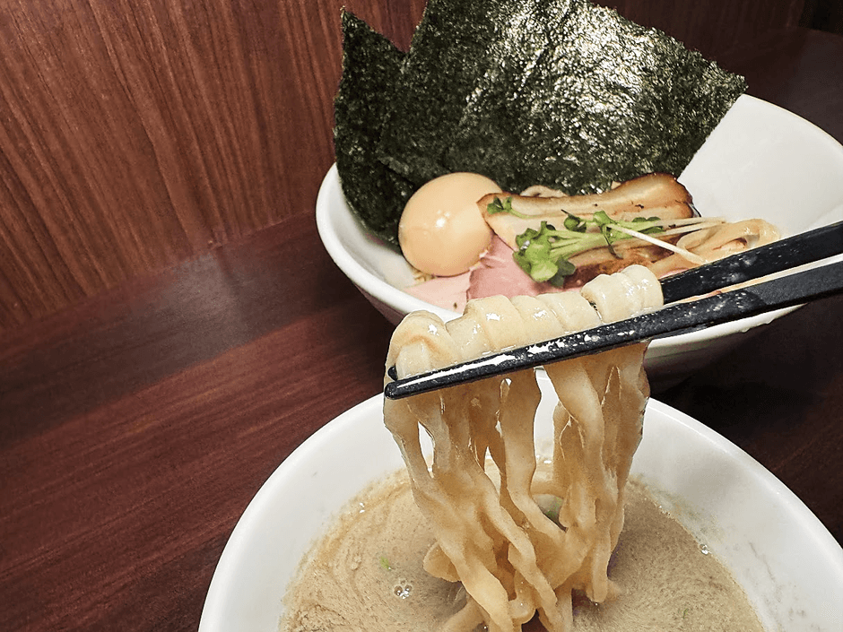 特製濃厚サバつけ麺(もち小麦使用の太麺)