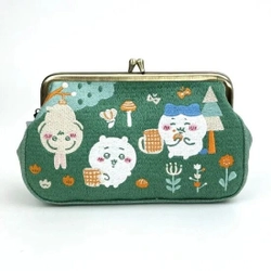 ホットトレンドの畳刺繍。ちいかわはやっぱり見逃せない。もう品薄だけど、、、