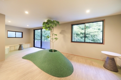 <屋内ドッグラン>と<屋外コミュニティガーデン>を完備