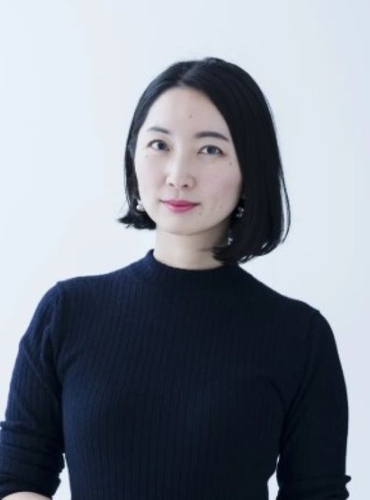 山内マリコ