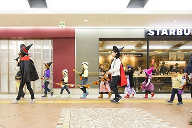 ★エビスタ西宮 オータムイベント★ ハロウィンの仮装をしたお子様たちがエビスタ館内をパレード！ エビスタ西宮「ハロウィンパレード」開催♪