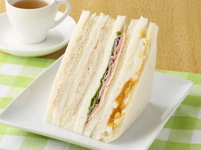 3種のミックスサンド ツナサンド1層増量 イメージ