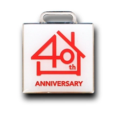 ◆PINS FACTORY（ピンズファクトリー）◆　ピンズ実例No.三井ホーム株式会社　様　「創立40周年記念パスクリップ」