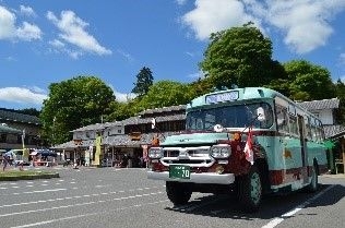 ボンネットバス車両