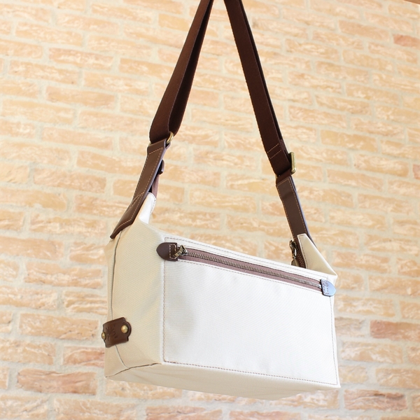 ジゴーニュ鎧布スモール　オフホワイト