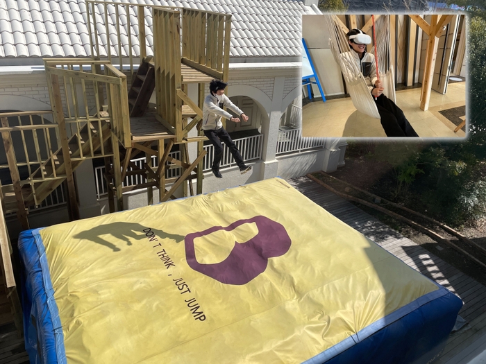 屋根の高さから勇気を出してジャンプ!VRジップラインも登場
