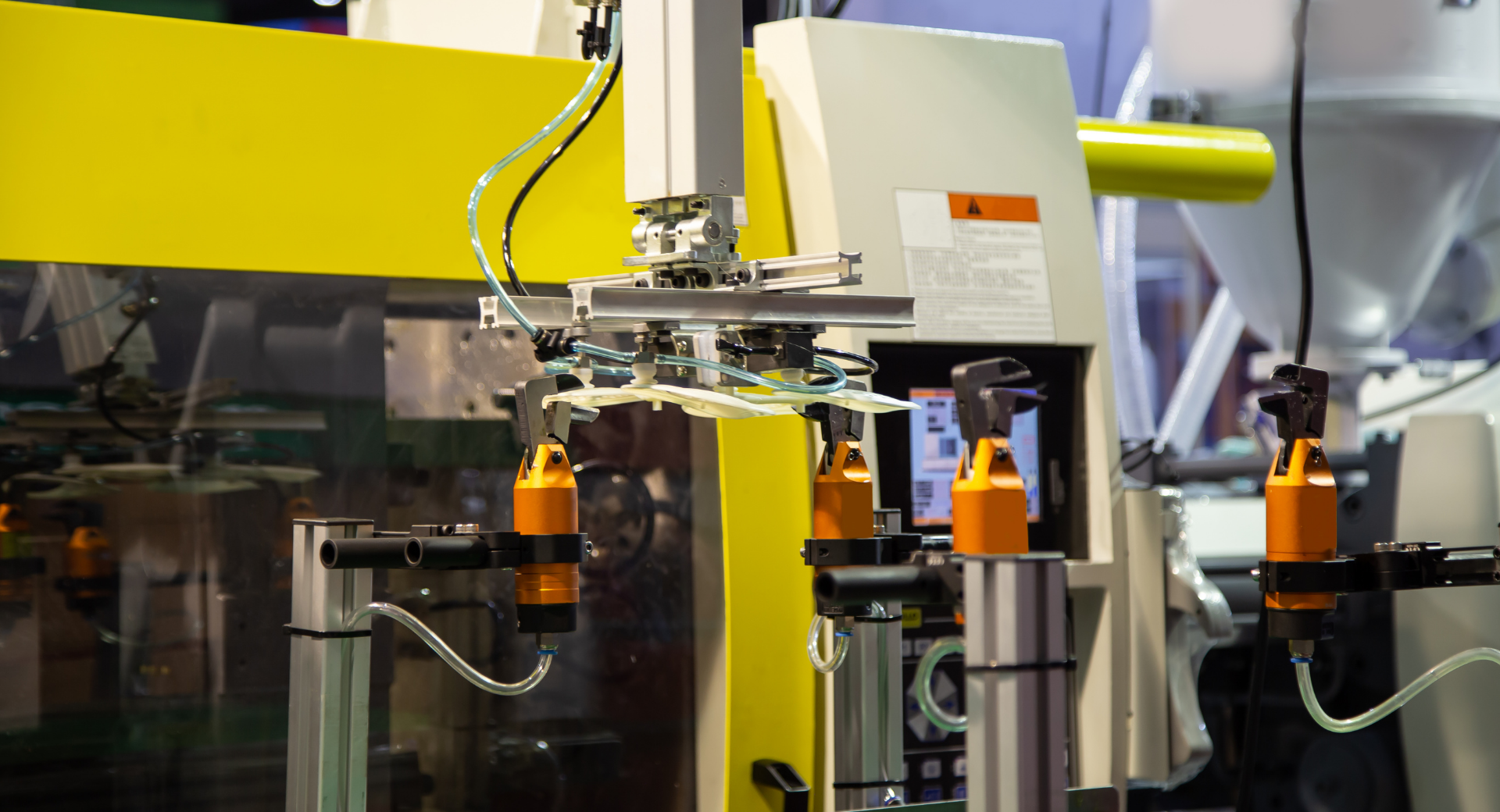 射出成形プラスチック市場は、2026年までに3,961億米ドル以上に達する見込みで、CAGRは6%です